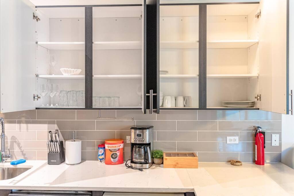 Group Friendly Spacious 3br With Optional Parking And Gym Access Sleeps 10 Guest Near Mccormick Place And Soldier Field * Chicago